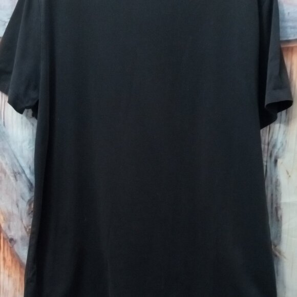 Burberry London, England Cotton V-Neck Black T-Shirt Women's Size Large - Picture 5 of 11